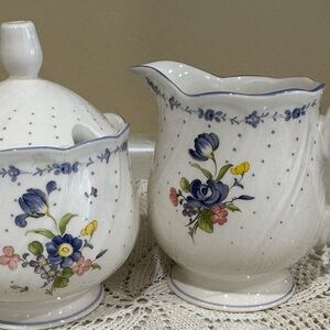 Nikko Blue Peony Floral Porcelain Creamer and Sugar Set with lid
